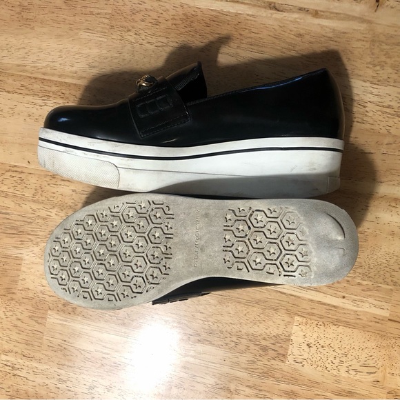 STELLA MCCARTNEY Vegan Patent Leather Chain-Link Accents Loafers. Size 6. - Picture 9 of 12